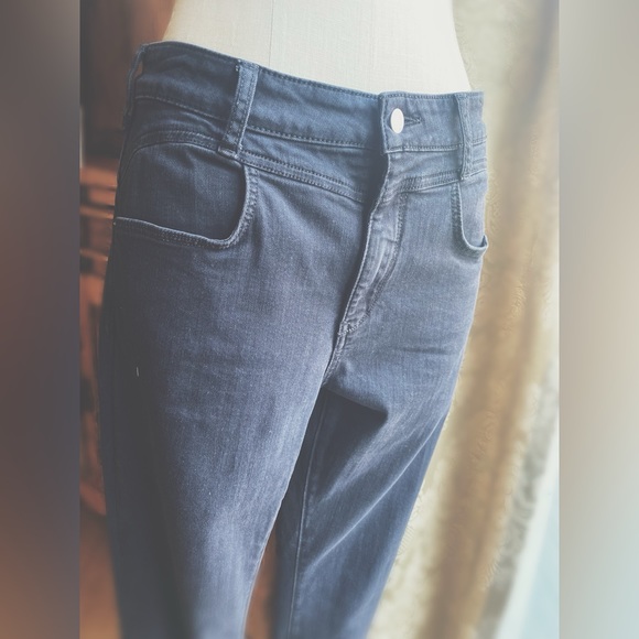 Jeans : Black High Rise Skinny : Size 30 - Picture 9 of 9